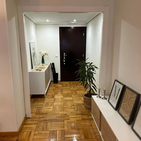 Piso Grande Reformado Y Centrico *