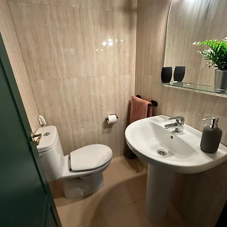 Piso Grande Reformado Y Centrico